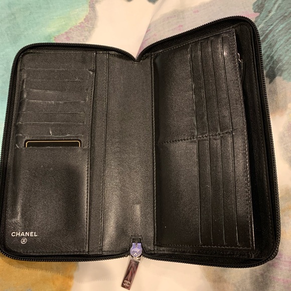 Wallet - Picture 2 of 2